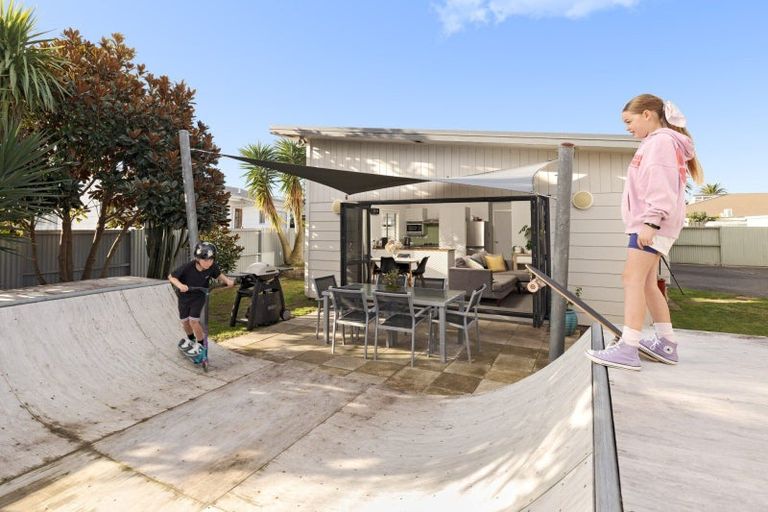 Photo of property in 23b Doncaster Drive, Papamoa Beach, Papamoa, 3118
