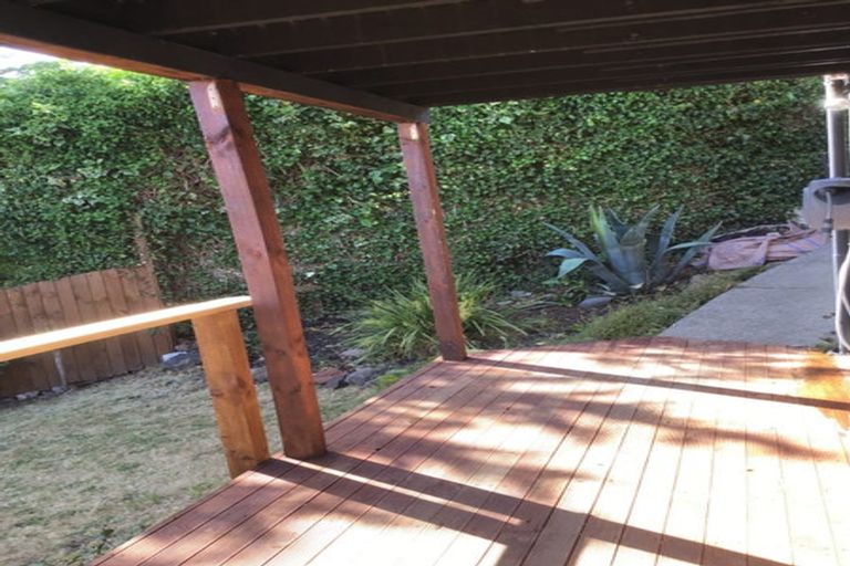 Photo of property in 17 Selleck Street, Mount Pleasant, Christchurch, 8081