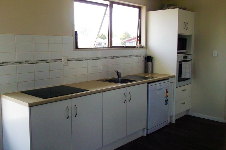 Photo of property in 55 Puriri Crescent, Edgecumbe, 3120