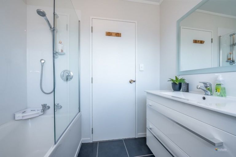 Photo of property in 21 William Booth Grove, Trentham, Upper Hutt, 5018