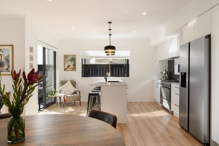 Photo of property in 6 Taniko Lane, Papamoa, 3118