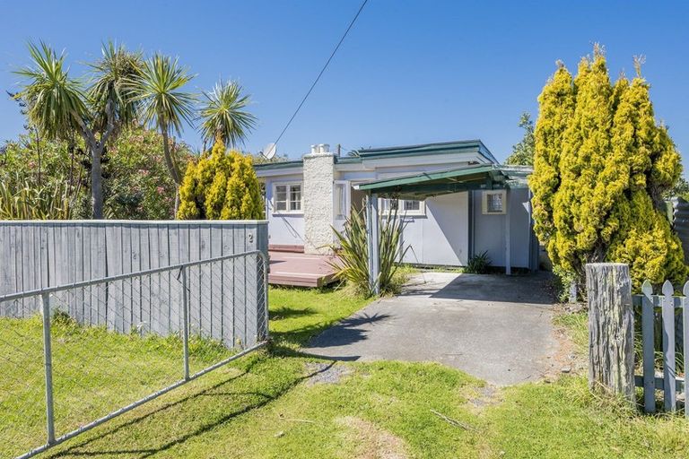 Photo of property in 2 Chaffey Street, Foxton Beach, Foxton, 4815