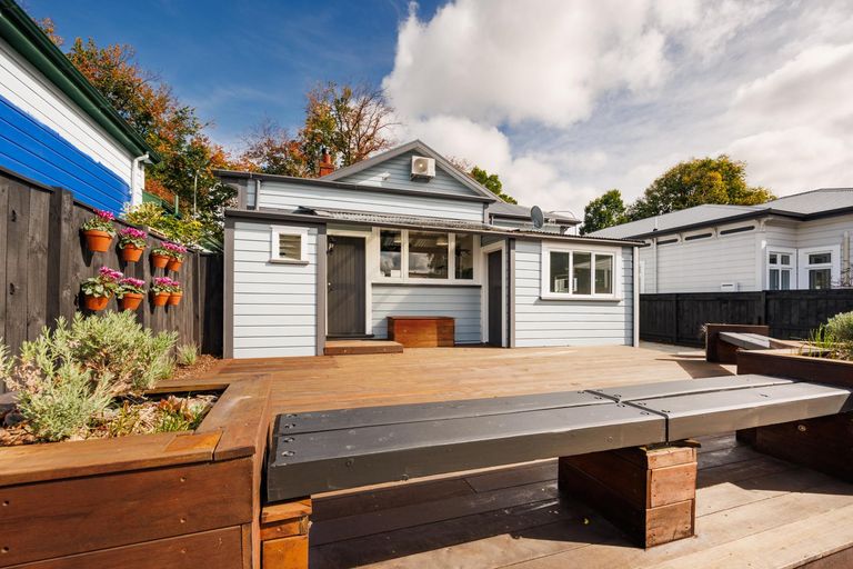 Photo of property in 97 Victoria Avenue, Palmerston North, 4410