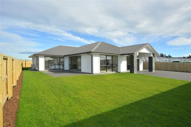 Photo of property in 7 Endurance Lane, Wigram, Christchurch, 8025