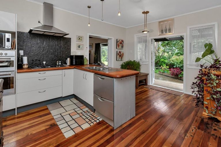 Photo of property in 113 Mountain View Road, Hikurangi, 0114