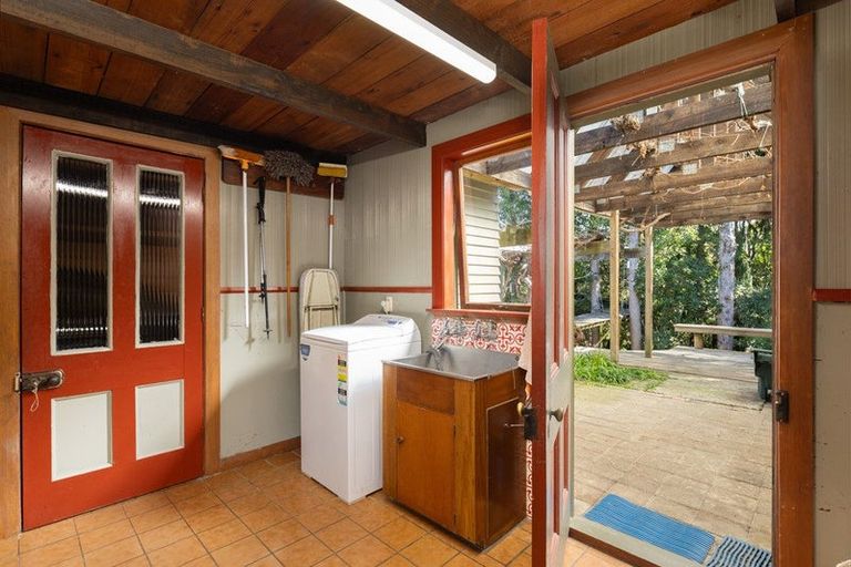 Photo of property in 16 School Road, Lower Moutere, Upper Moutere, 7175
