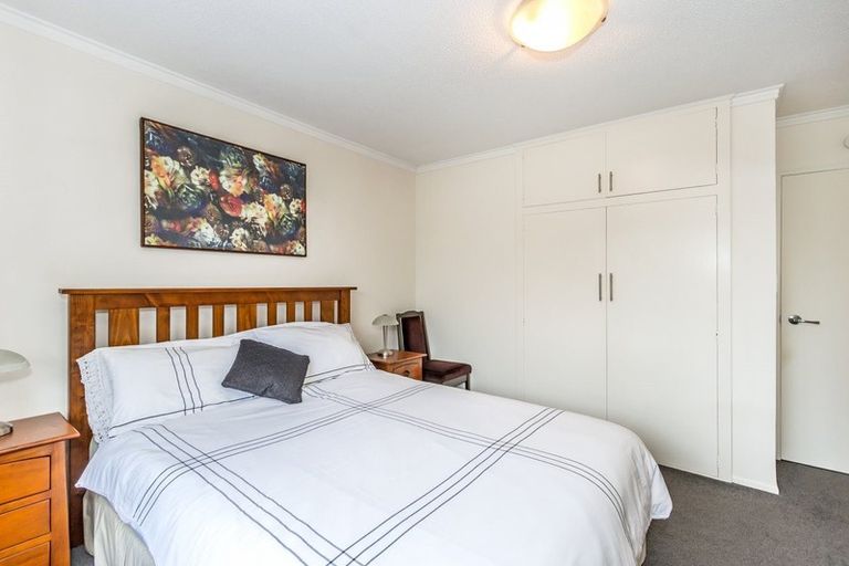 Photo of property in 2/46a Valecrest Avenue, Parklands, Christchurch, 8083