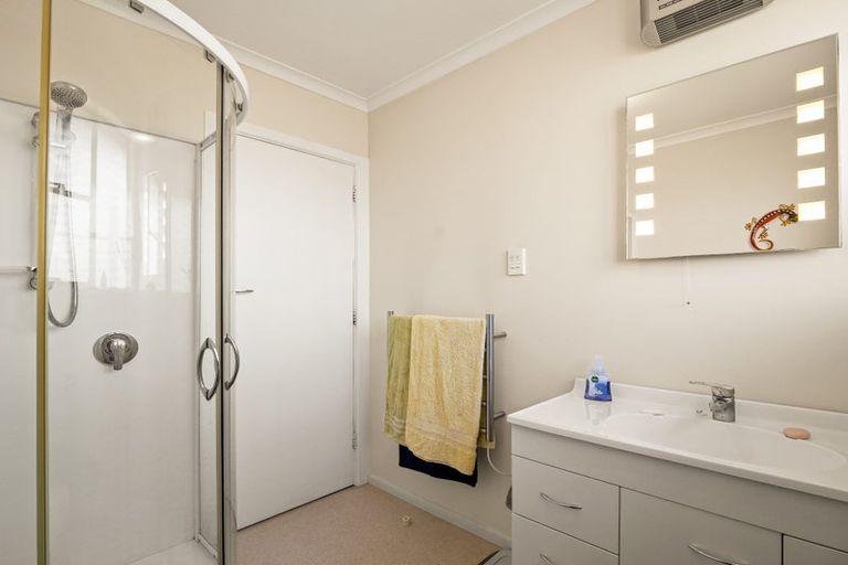 Photo of property in 15a Queen Street, Mosgiel, 9024