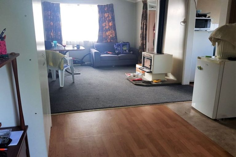 Photo of property in 30 Thyra Street, Dannevirke, 4930