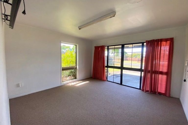 Photo of property in 1 Skilling Place, Farm Cove, Auckland, 2012