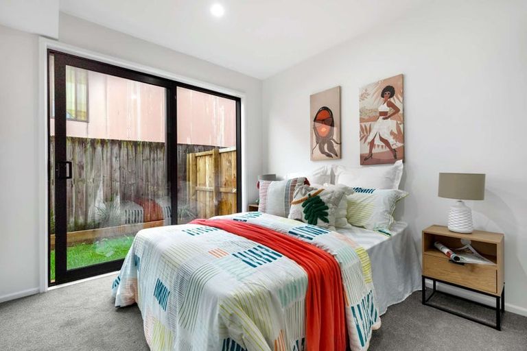 Photo of property in 6/1 Waters Place, New Lynn, Auckland, 0600