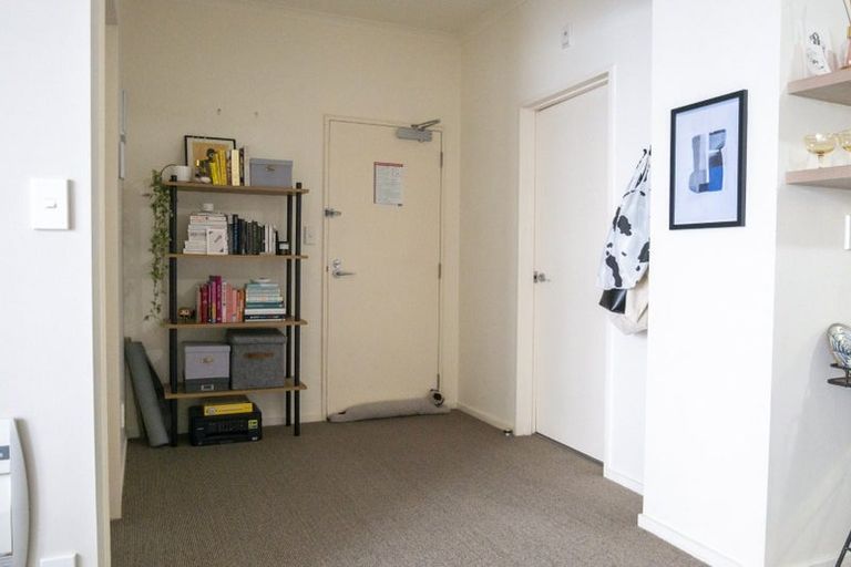 Photo of property in Edward Street Apartments, 34/3 Edward Street, Te Aro, Wellington, 6011