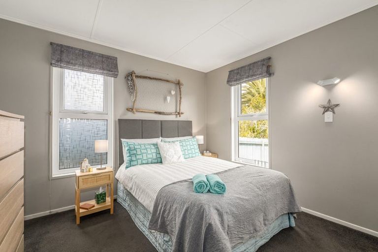 Photo of property in 19 Mimihau Grove, Wainuiomata, Lower Hutt, 5014