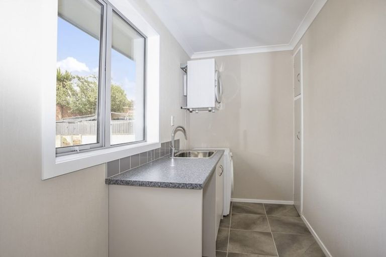 Photo of property in 32 Johnston Street, Gore, 9710