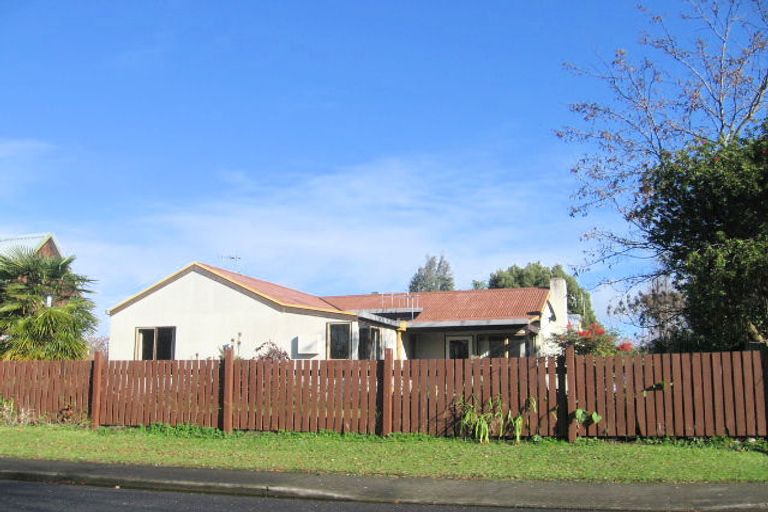 Photo of property in 14a Dundee Drive, Flaxmere, Hastings, 4120