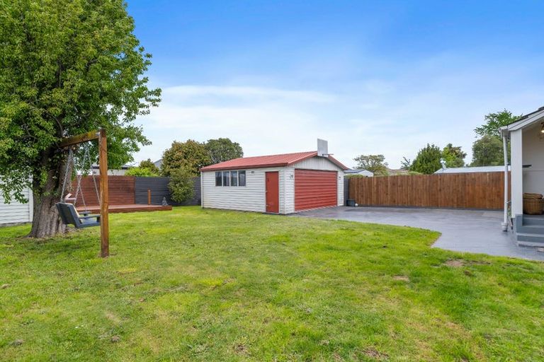 Photo of property in 21 Glenfield Crescent, Mairehau, Christchurch, 8052