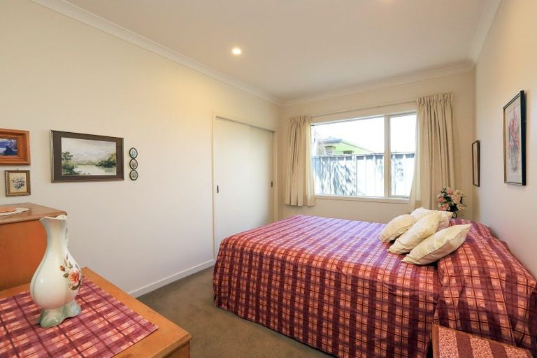 Photo of property in 4 Pukaki Place, Poraiti, Napier, 4112