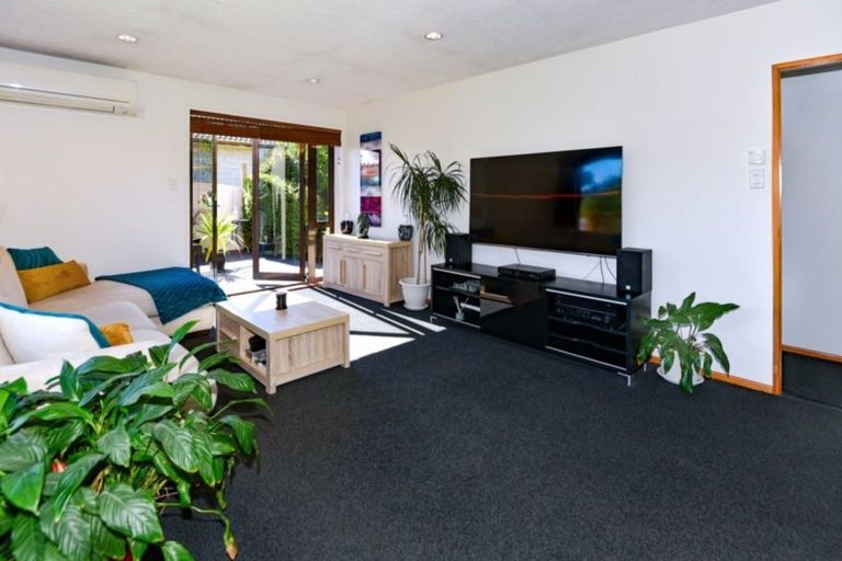 Photo of property in 8 Hersham Place, Bromley, Christchurch, 8062