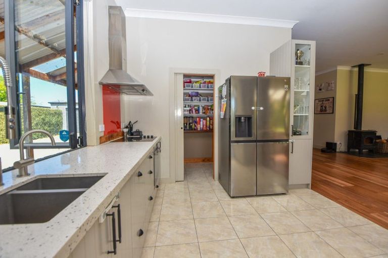 Photo of property in 20 Haringa Road, Carrington, Carterton, 5791