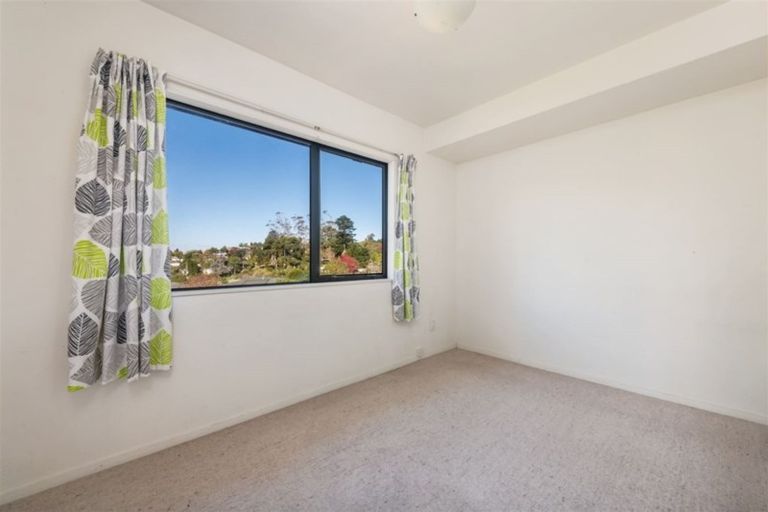 Photo of property in 34 Garton Drive, Massey, Auckland, 0614