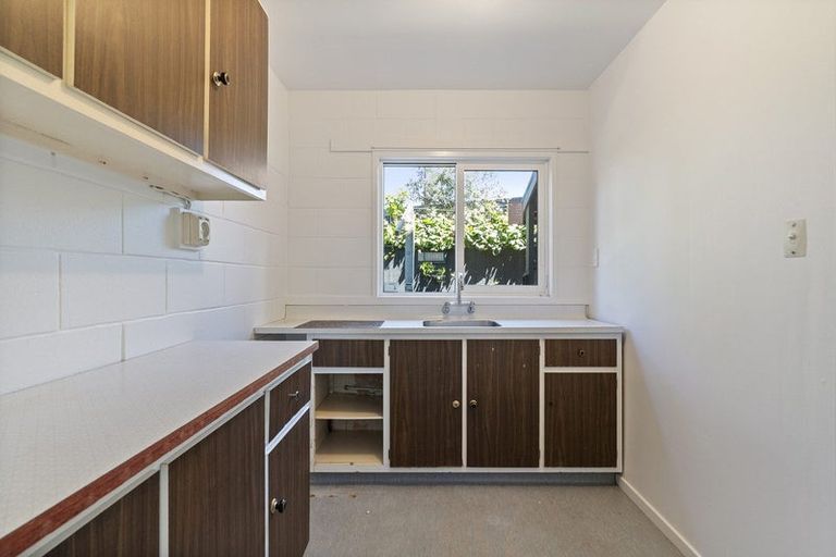 Photo of property in 175a Queens Drive, Lyall Bay, Wellington, 6022