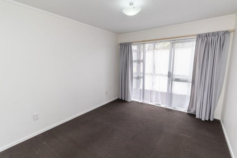 Photo of property in 11 Nalanda Crescent, Broadmeadows, Wellington, 6035