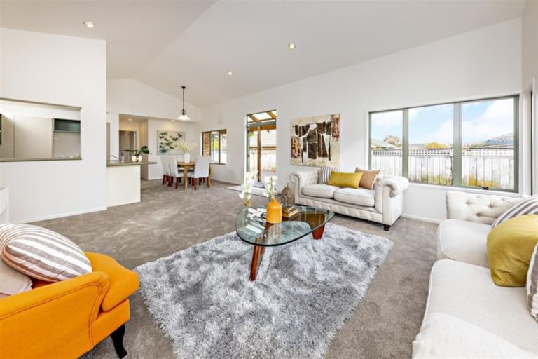 Photo of property in 65 Sheriff Place, Randwick Park, Auckland, 2105