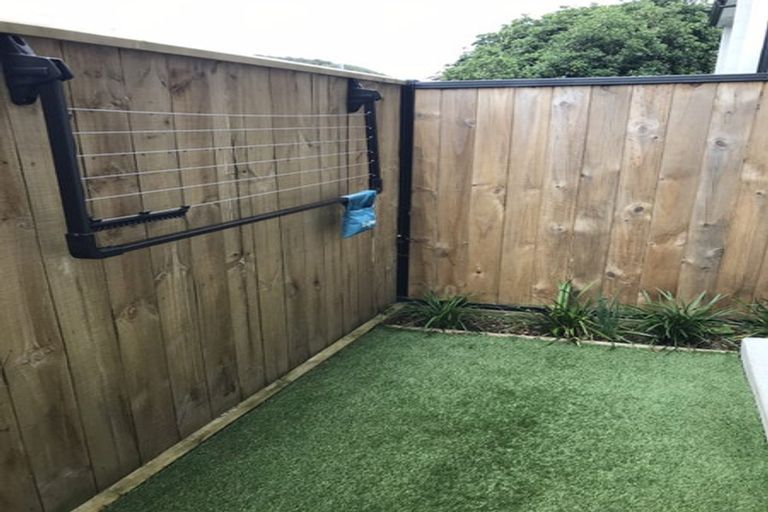 Photo of property in 8/3 Johnston Grove, Taita, Lower Hutt, 5011