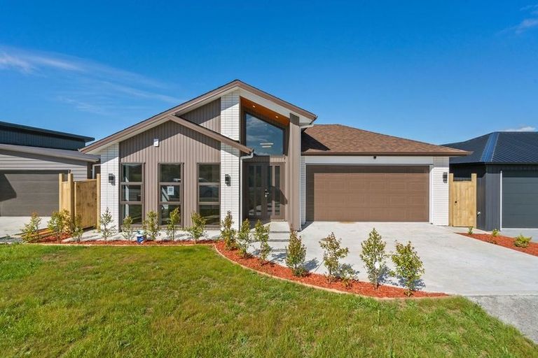 Photo of property in 55 Clarks Beach Road, Clarks Beach, 2122