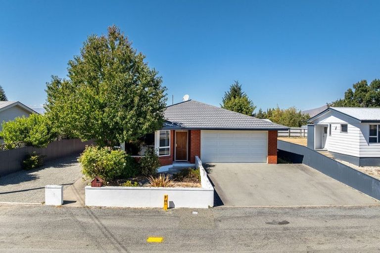 Photo of property in 189 Mackenzie Drive, Twizel, 7901
