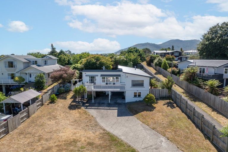 Photo of property in 22 Sunset Street, Hilltop, Taupo, 3330