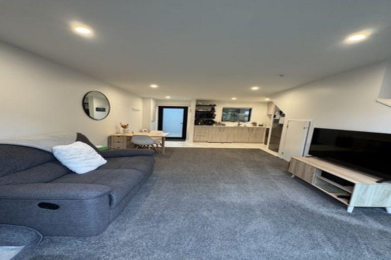 Photo of property in 2/1 Milne Crescent, Taita, Lower Hutt, 5011