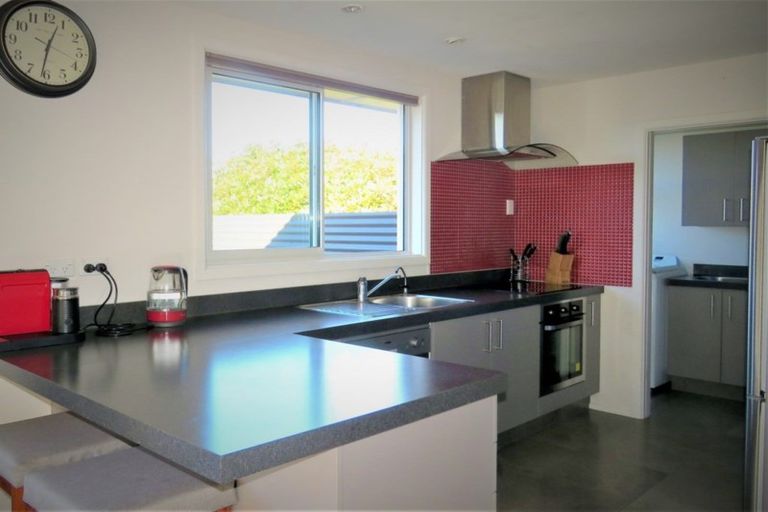 Photo of property in 16 Arthur Street, Holmes Hill, Oamaru, 9401