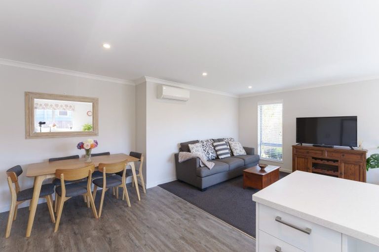 Photo of property in 3/11 North Avon Road, Richmond, Christchurch, 8013