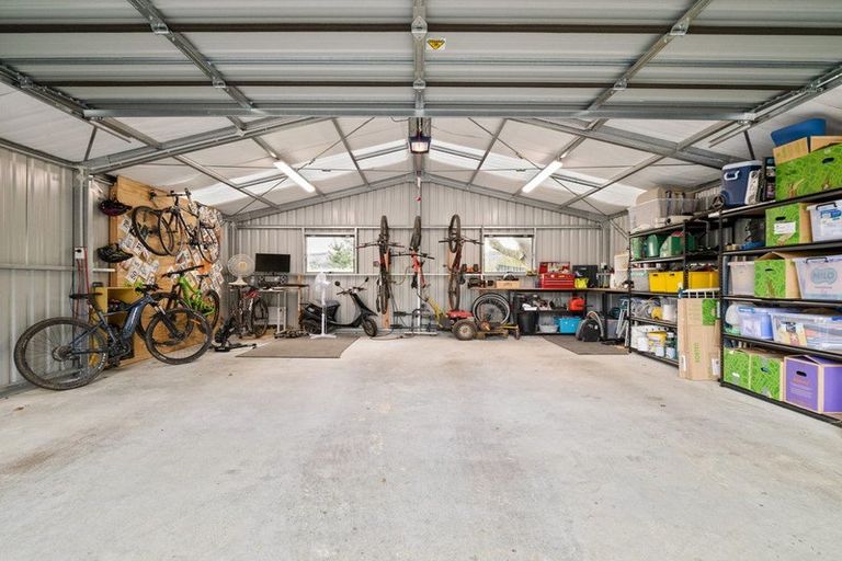 Photo of property in 9 Tomkins Street, Green Island, Dunedin, 9018