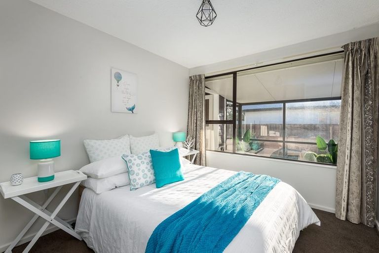 Photo of property in 1/156 Hendersons Road, Hoon Hay, Christchurch, 8025