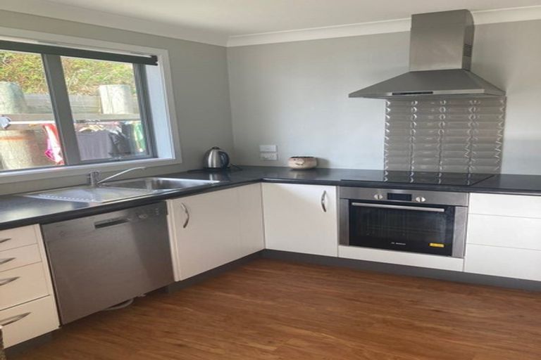 Photo of property in 20 Margaret Shields Avenue, Aotea, Porirua, 5024
