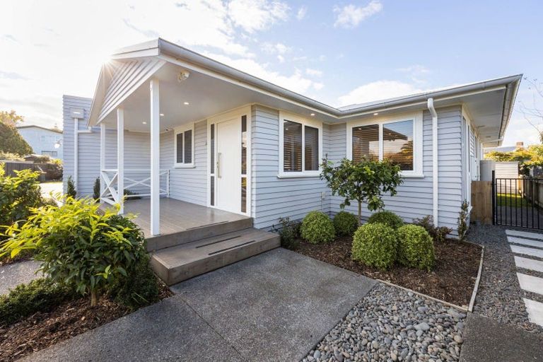 Photo of property in 26 Mount View Road, Melville, Hamilton, 3206