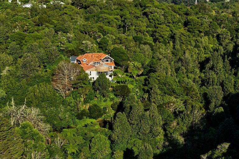 Photo of property in Wilton House, 1 Wilton Bush Road, Wilton, Wellington, 6012