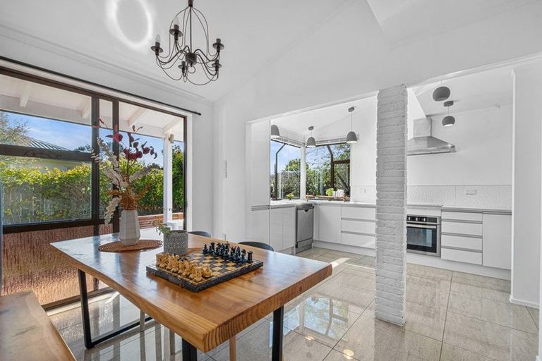 Photo of property in 1/283 Royal Road, Massey, Auckland, 0614