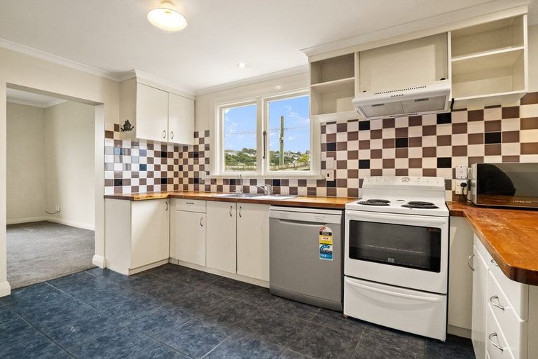 Photo of property in 2 Wairoa Street, Kaikorai, Dunedin, 9010