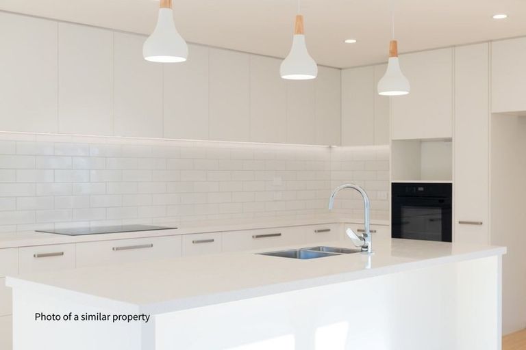 Photo of property in 24 Evelyn Crescent, Marshland, Christchurch, 8083