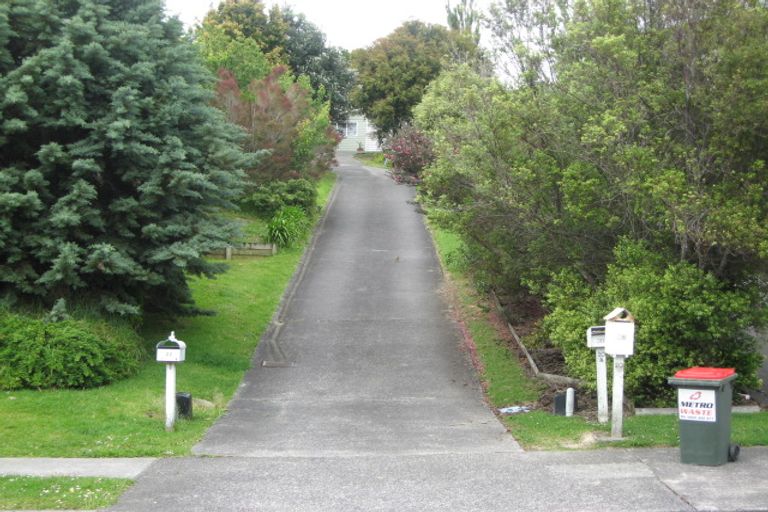 Photo of property in 20 Kenneth Hopper Place, Manly, Whangaparaoa, 0930