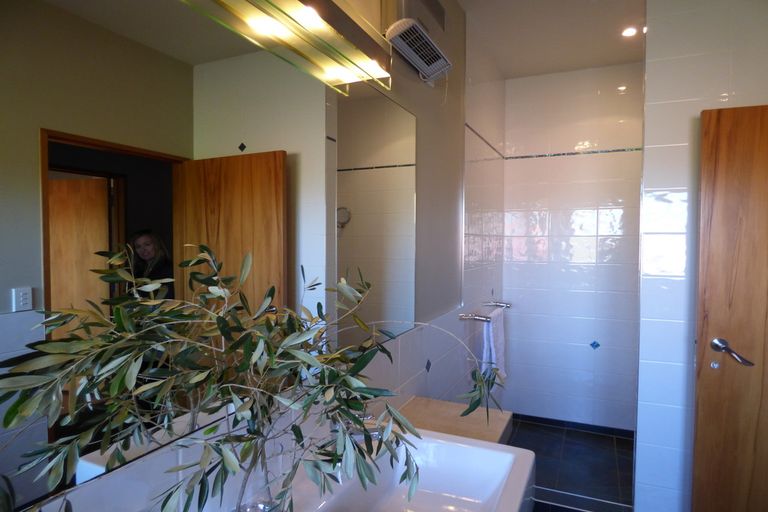 Photo of property in 2 Silkwood Lane, Kerikeri, 0230