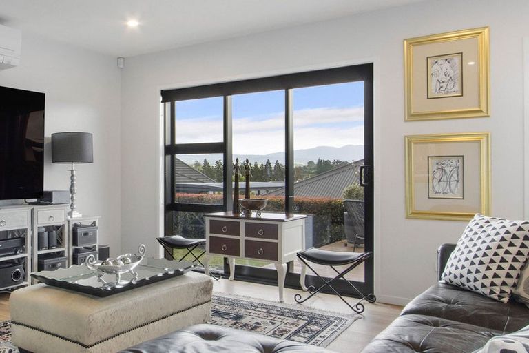 Photo of property in 13 Stingray Drive, Omokoroa, 3114