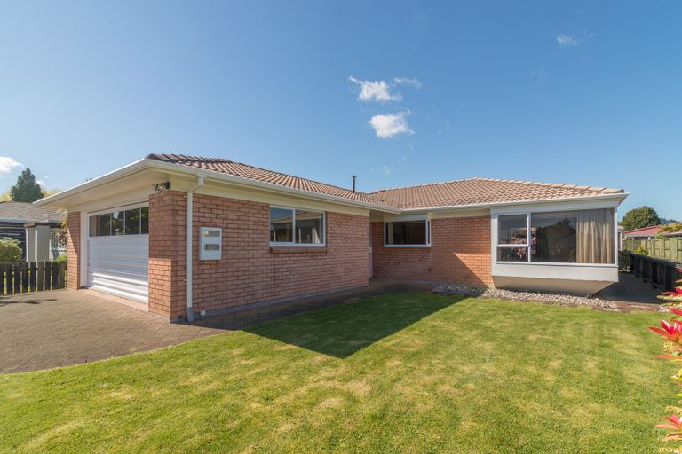 Photo of property in 10a Holland Street, Glenholme, Rotorua, 3010