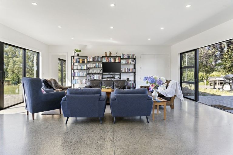 Photo of property in 106 Carters Line, Parkvale, Carterton, 5792