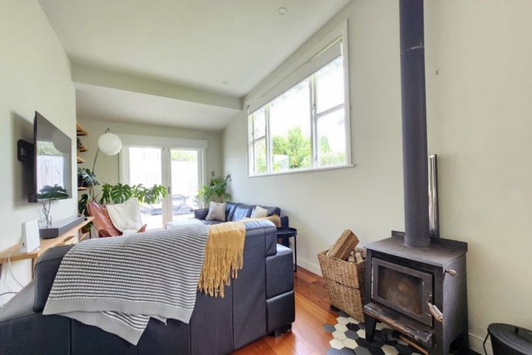 Photo of property in 50 Rex Street, Miramar, Wellington, 6022