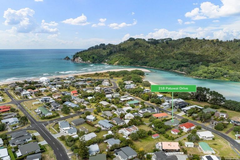 Photo of property in 218 Patuwai Drive, Whangamata, 3620