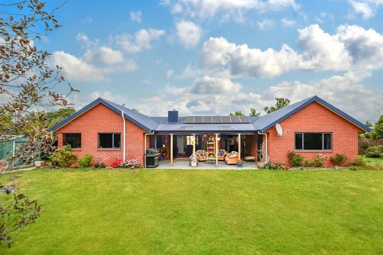 Photo of property in 3 Brooker Place, Kirwee, Darfield, 7571